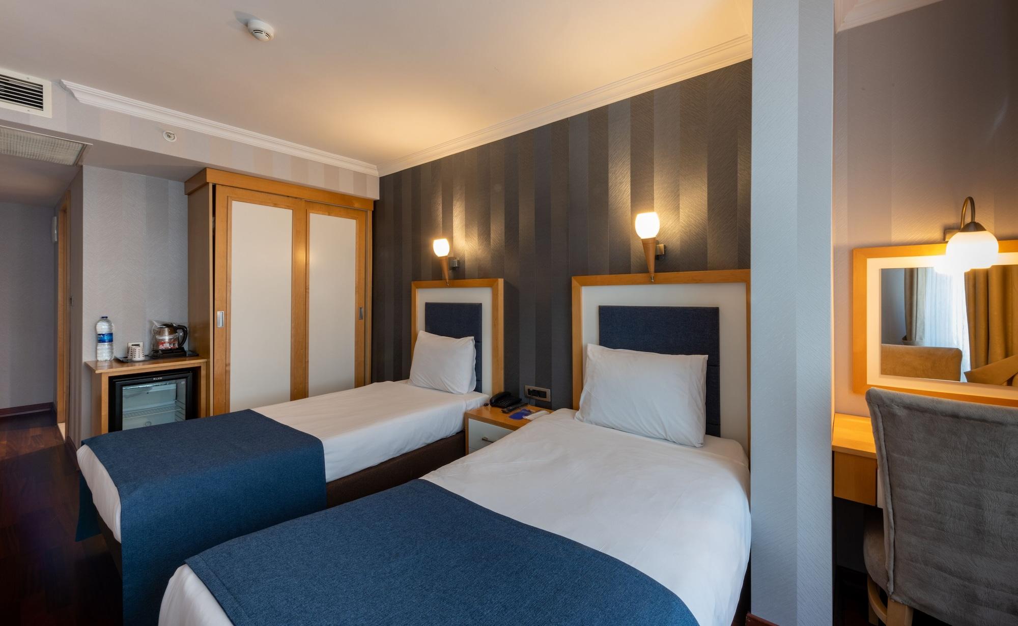 Nova Plaza Taksim Square Hotel Istanbul Exterior foto